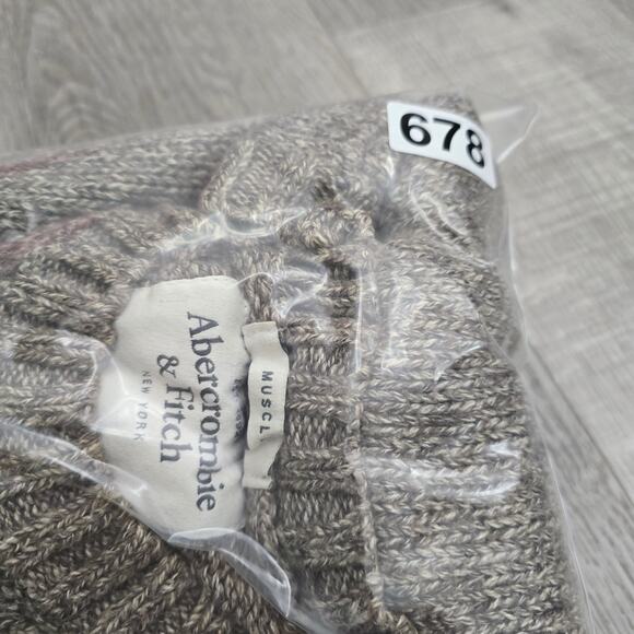 Abercrombie & Fitch Sweater M Muscle Brown Crewneck Smart Casual Winter Layering - Picture 8 of 8
